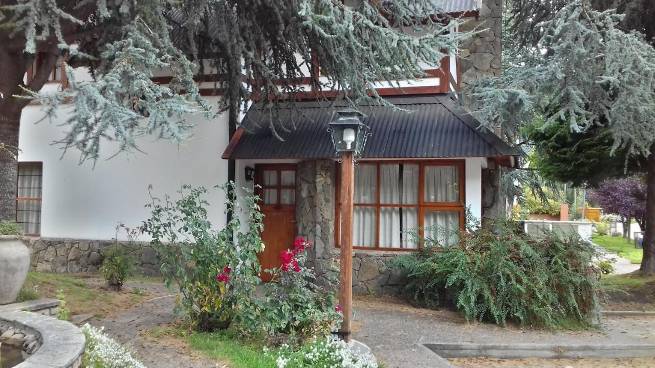Cabanas Luz De Luna San Martín de los Andes Exterior foto